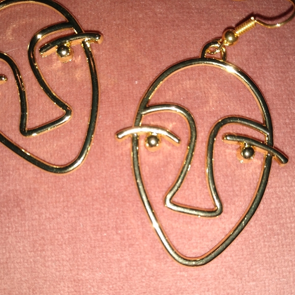 BOGO Abstract Face Earrings Artistic Outline Eyes Eyelashes Gold Line Art New - Picture 4 of 8